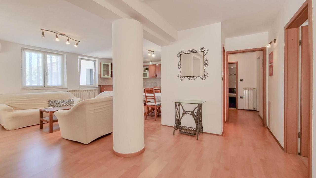 Ena Διαμέρισμα Novigrad Istria Εξωτερικό φωτογραφία