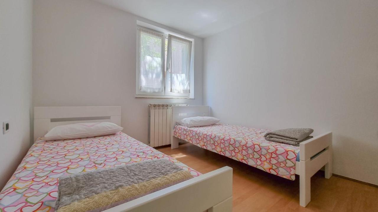 Ena Διαμέρισμα Novigrad Istria Εξωτερικό φωτογραφία