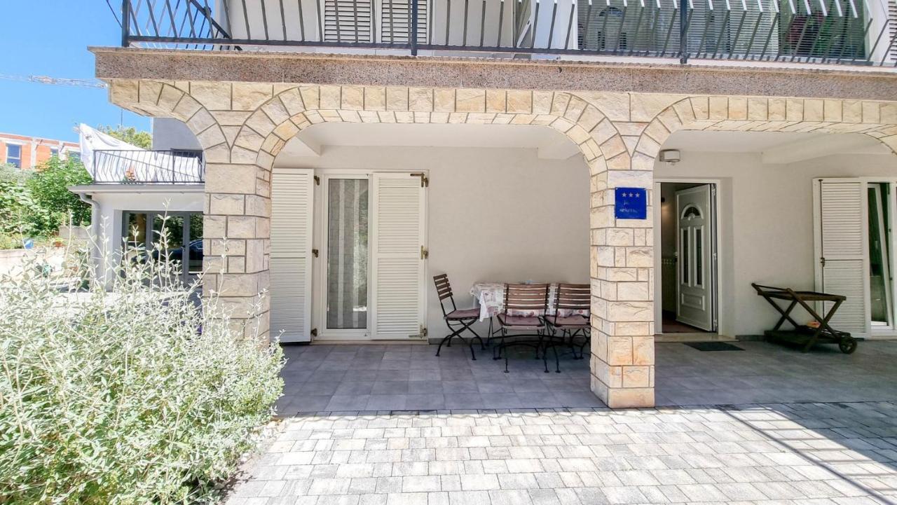 Ena Διαμέρισμα Novigrad Istria Εξωτερικό φωτογραφία